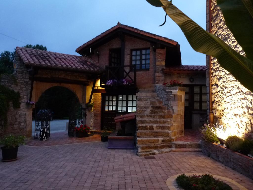Posada El Pozo Кастанедо Экстерьер фото
